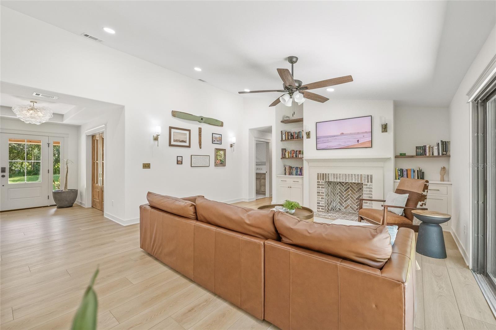 Image 7 of 69 For 17908 Pepper Tree Lane