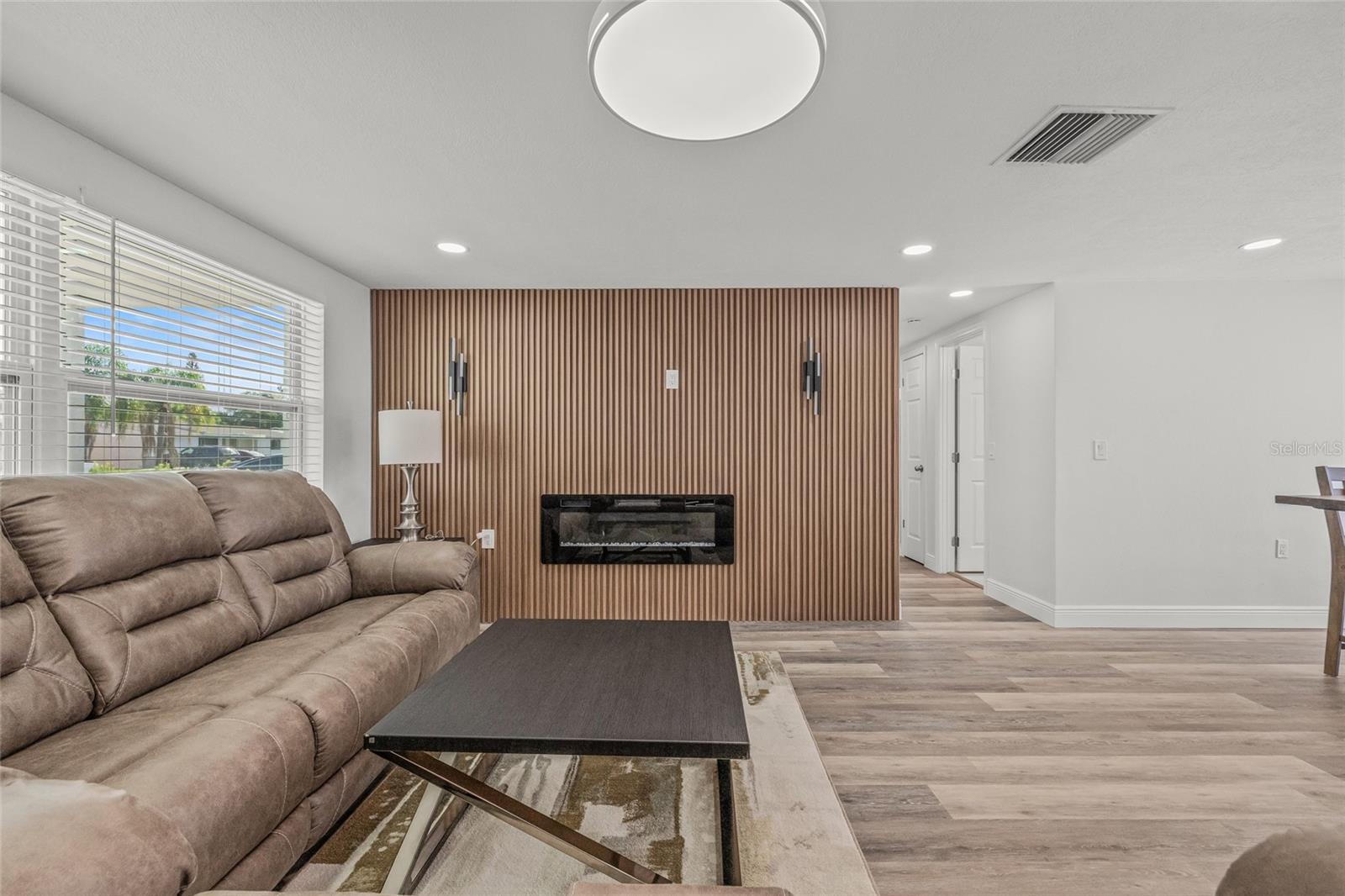 Image 3 of 39 For 5240 Sparrow Drive