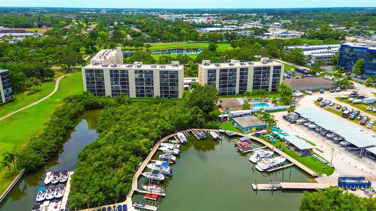 Image 33 of 37 For 1000 Cove Cay Drive 2c