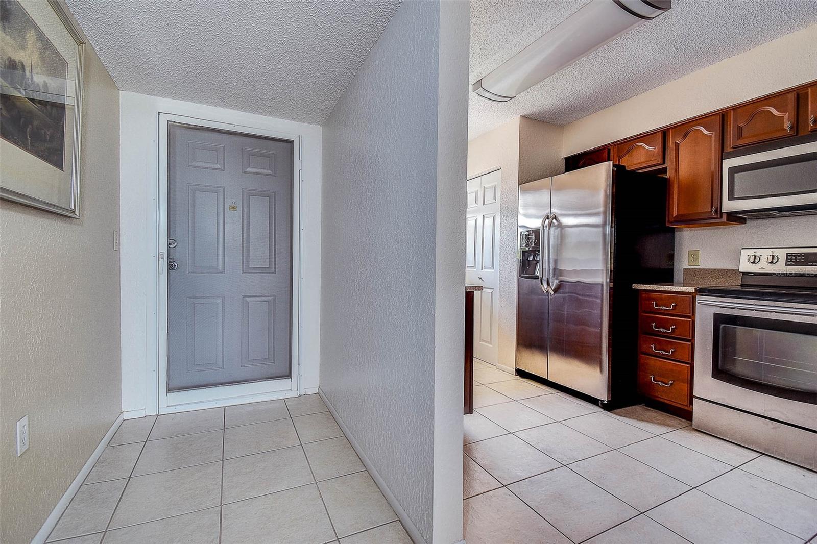 Image 9 of 37 For 1000 Cove Cay Drive 2c