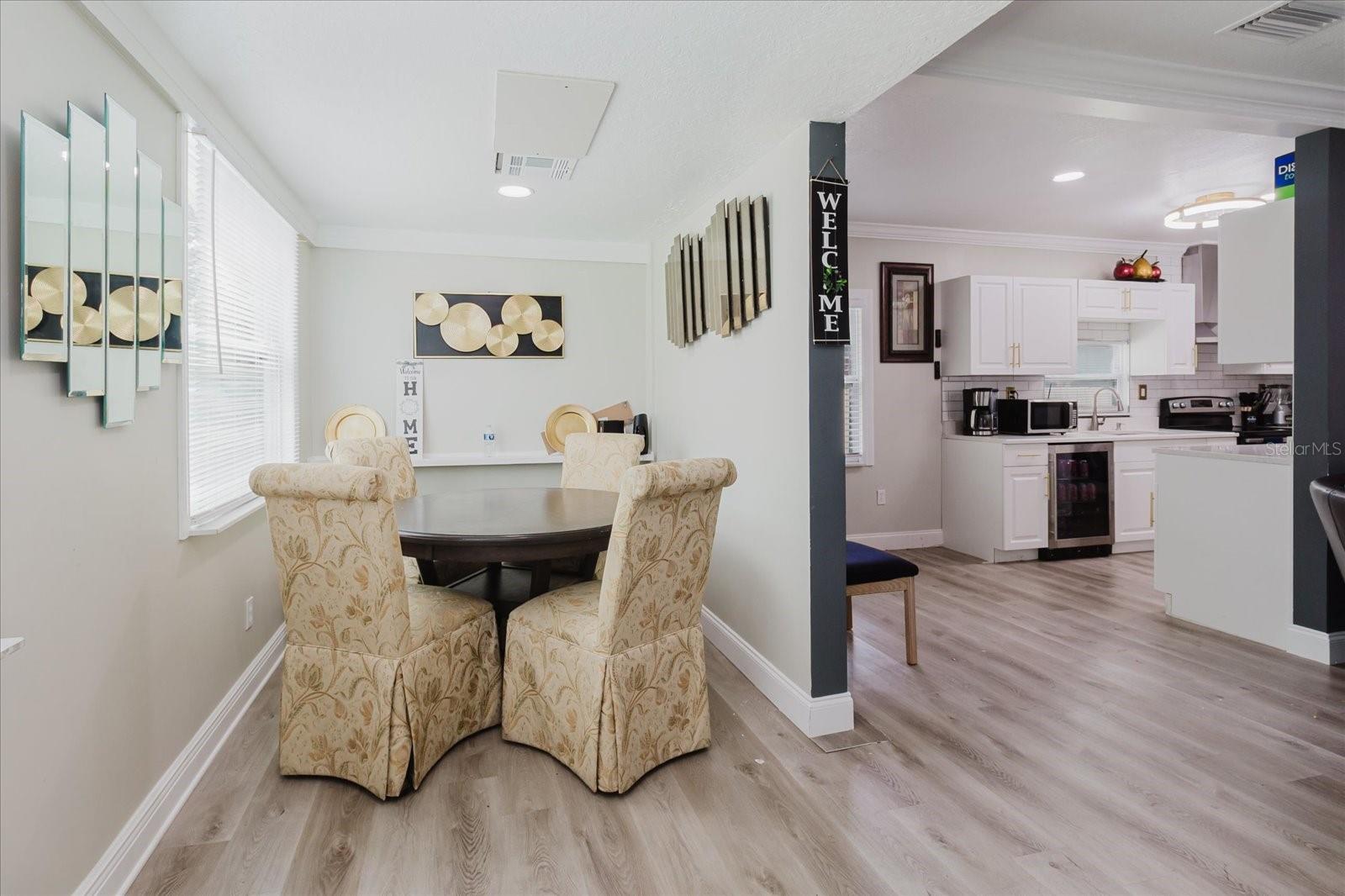 Listing photo id 10 for 260 3rd Street Nw
