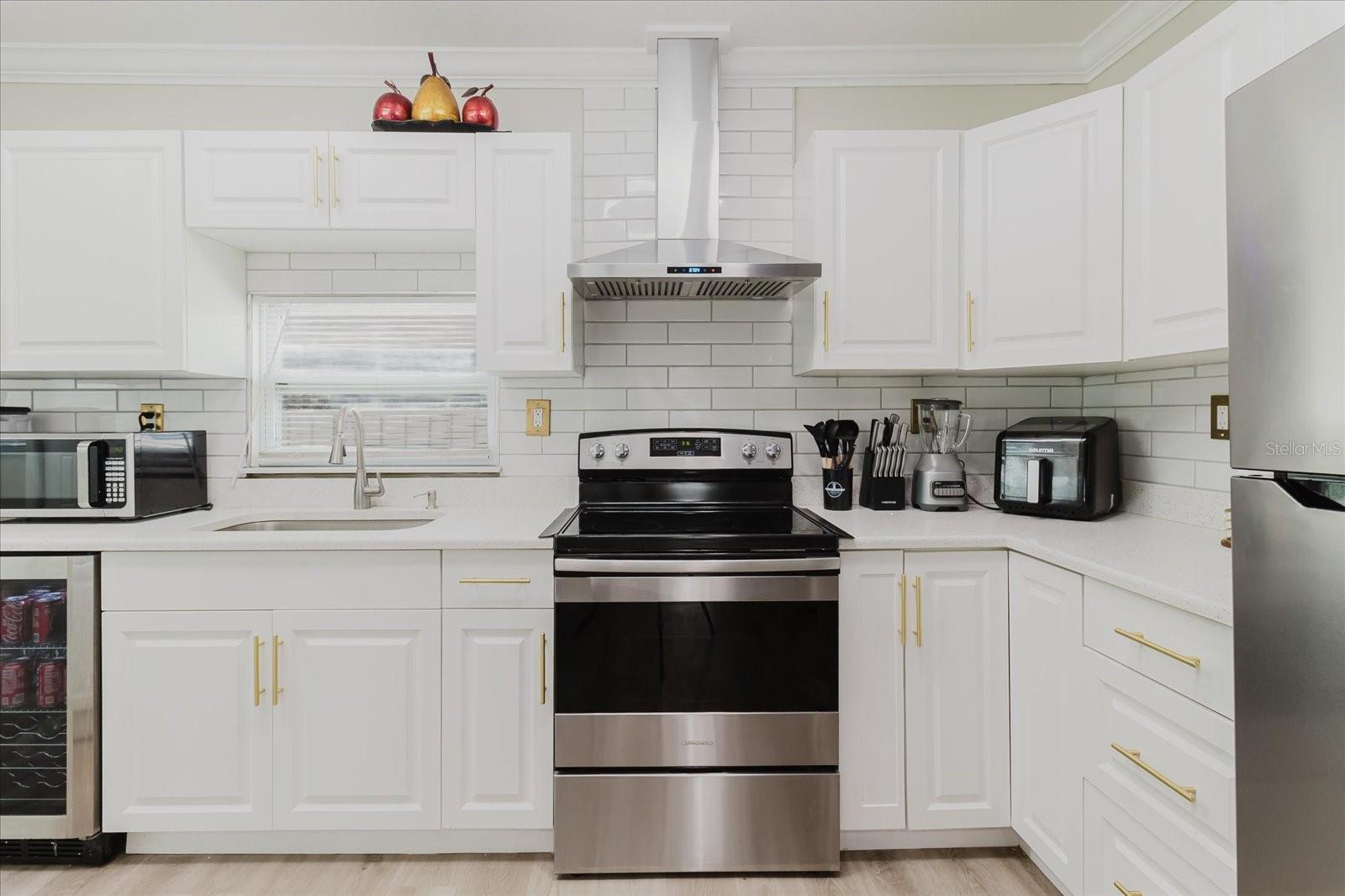 Listing photo id 16 for 260 3rd Street Nw