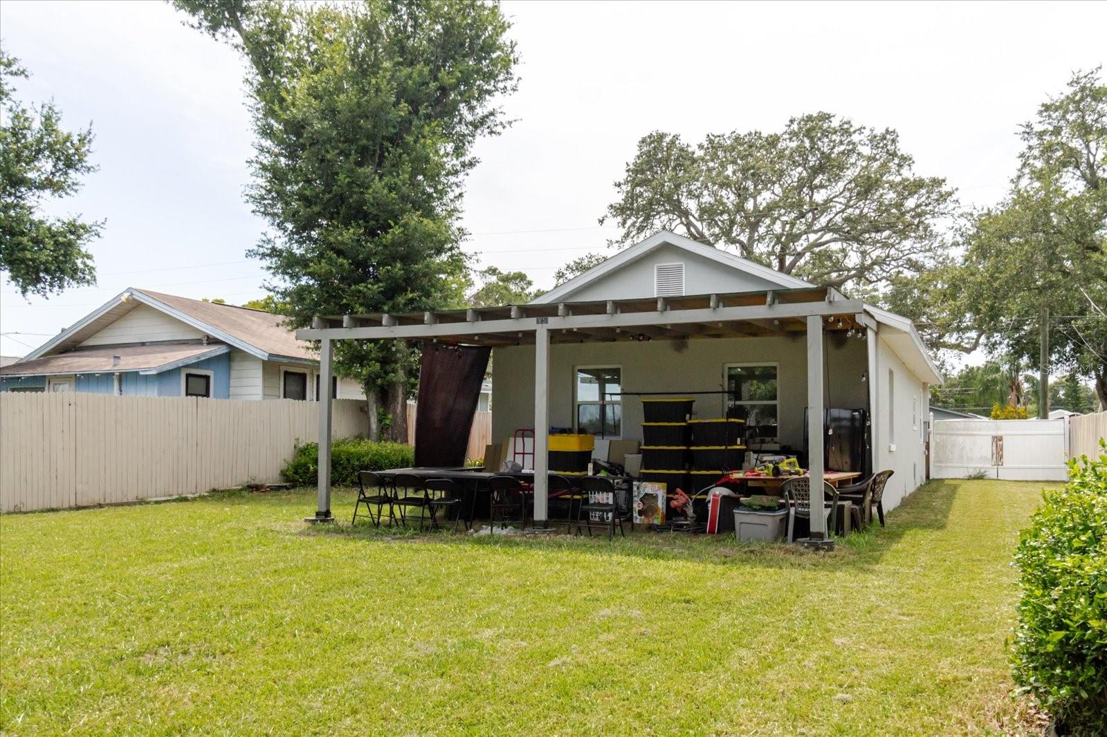 Listing photo id 41 for 260 3rd Street Nw