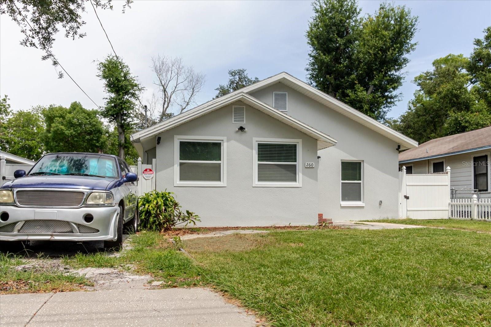 Listing photo id 7 for 260 3rd Street Nw
