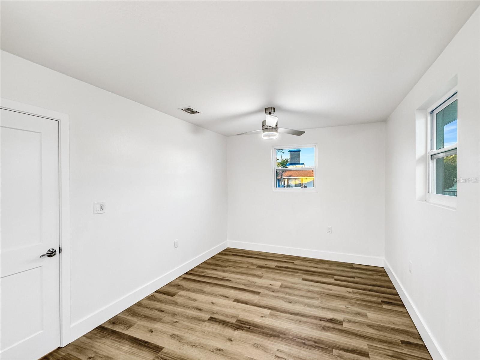 Image 17 of 25 For 13739 Coco Avenue