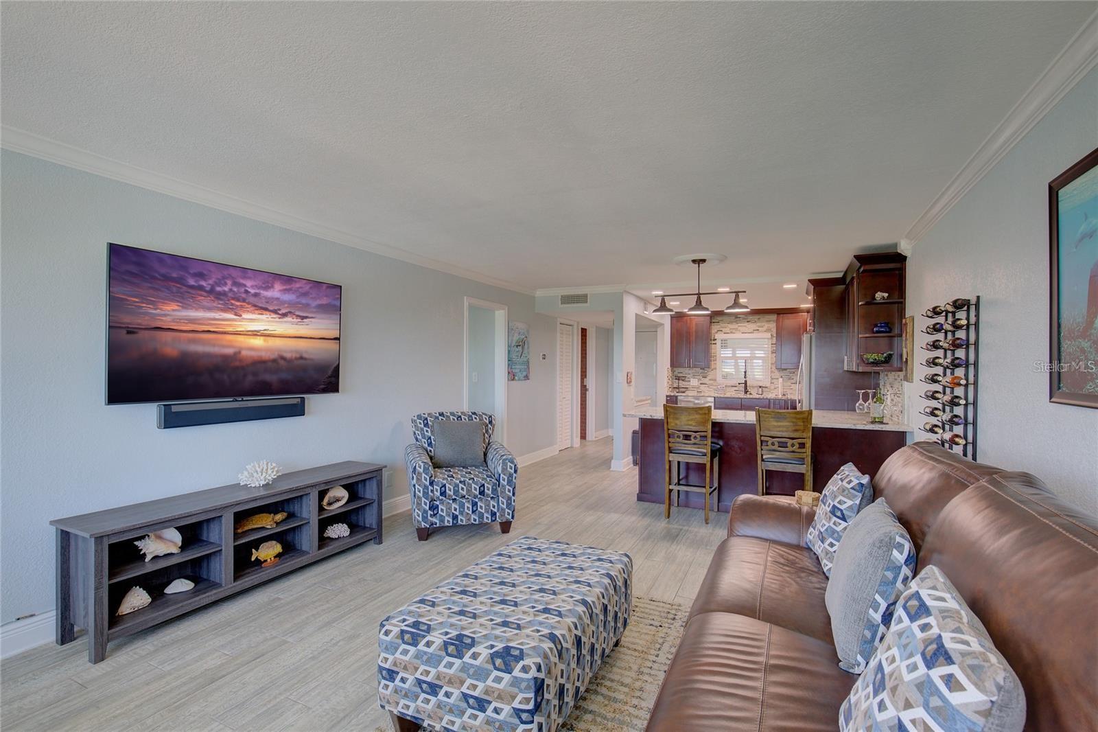 Image 6 of 35 For 1230 Gulf Boulevard 304