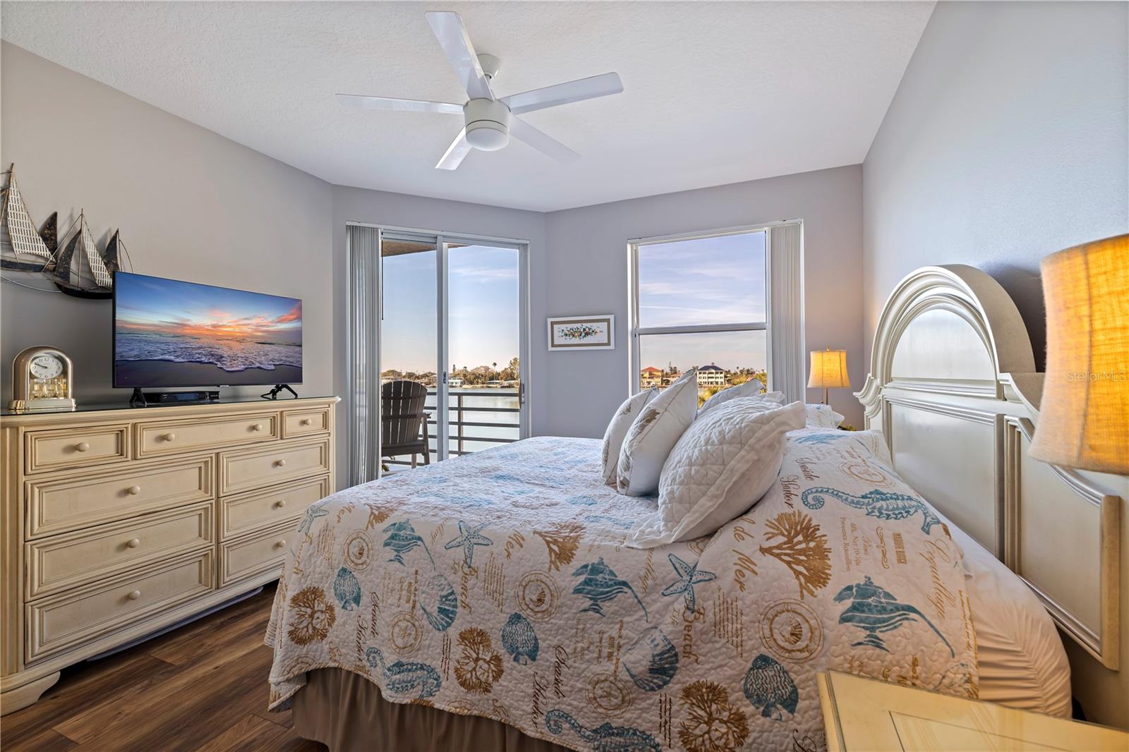 Image 20 of 46 For 7902 Sailboat Key Boulevard S 206