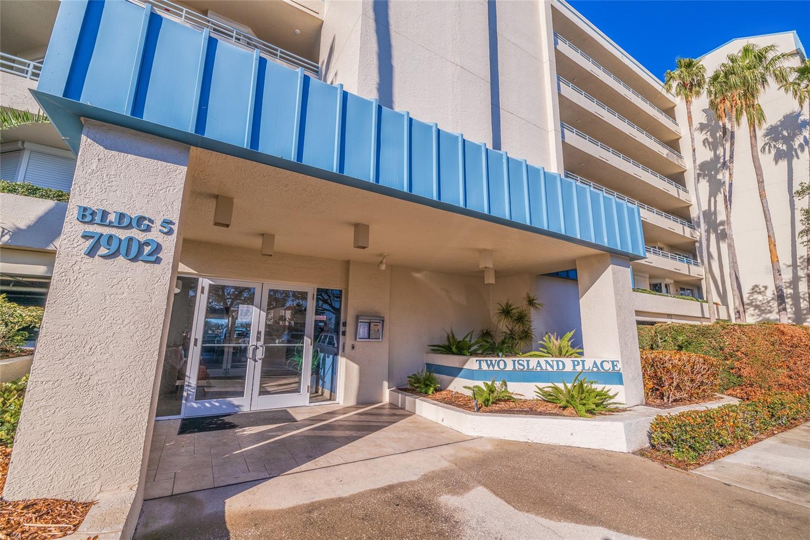 Image 33 of 46 For 7902 Sailboat Key Boulevard S 206