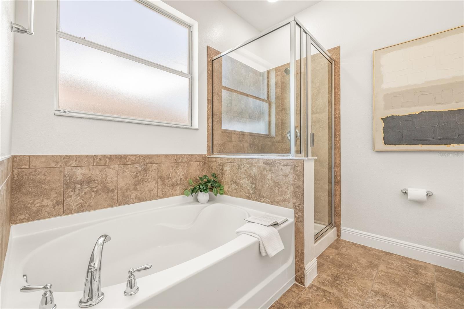 Image 18 of 38 For 6428 1st Street E