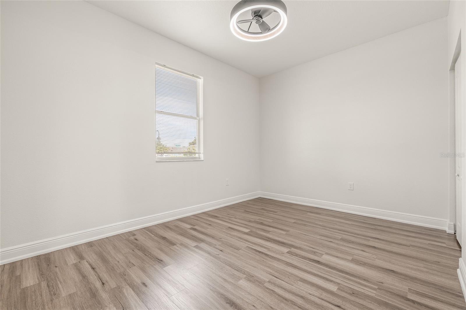 Image 19 of 38 For 6428 1st Street E