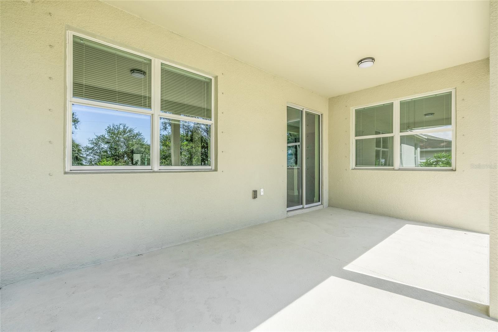 Image 27 of 38 For 6428 1st Street E
