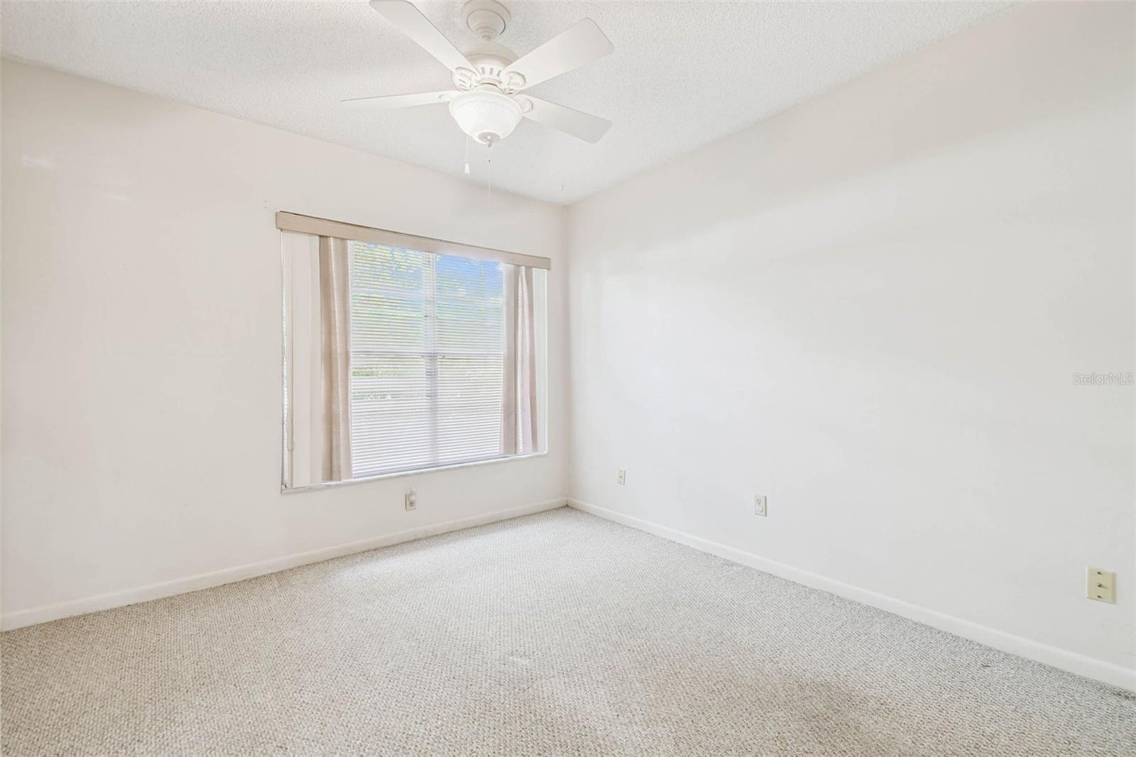 Image 21 of 47 For 14615 Daybreak Drive