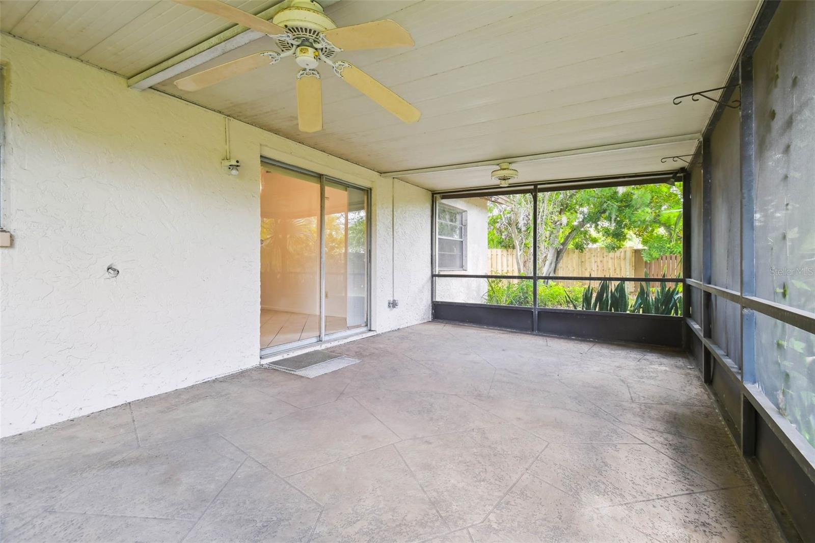 Image 32 of 47 For 14615 Daybreak Drive
