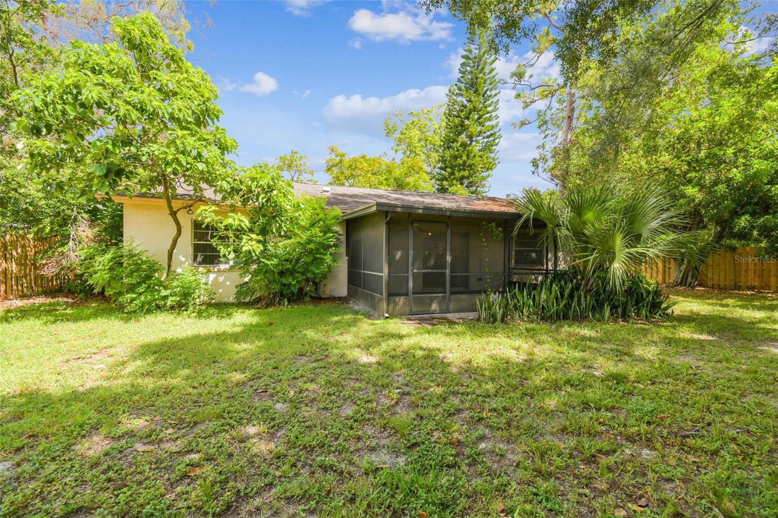 Image 37 of 47 For 14615 Daybreak Drive