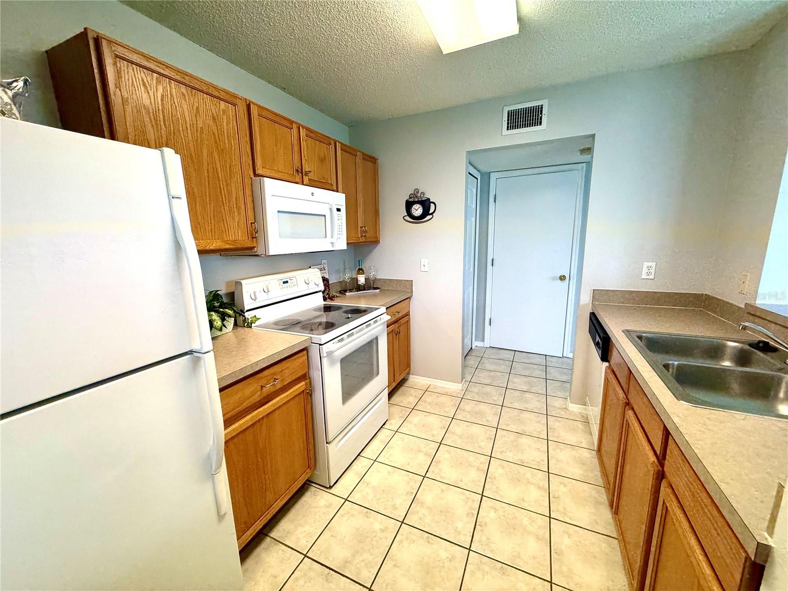 Image 10 of 29 For 2037 Fluorshire Drive
