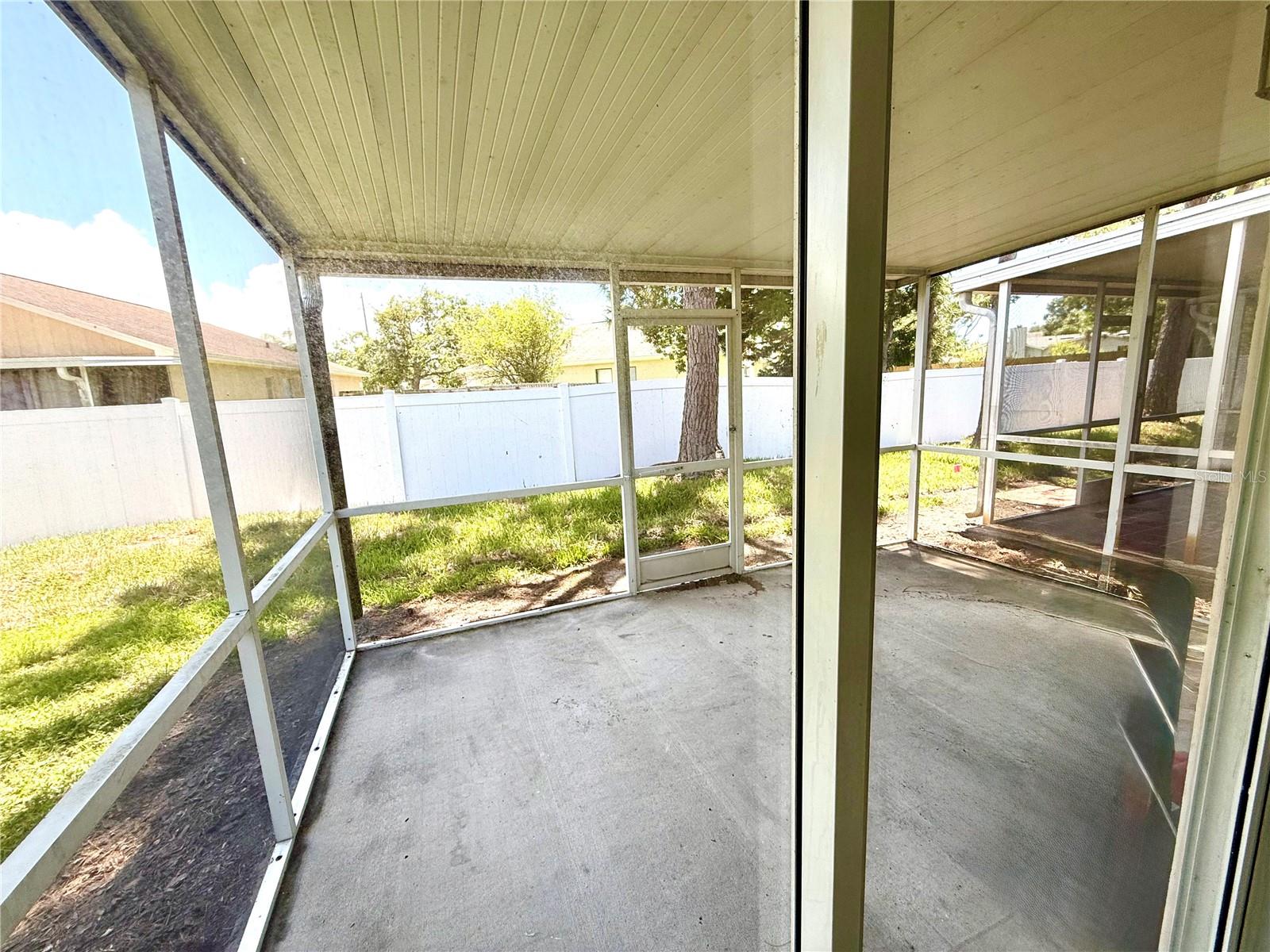 Image 26 of 29 For 2037 Fluorshire Drive