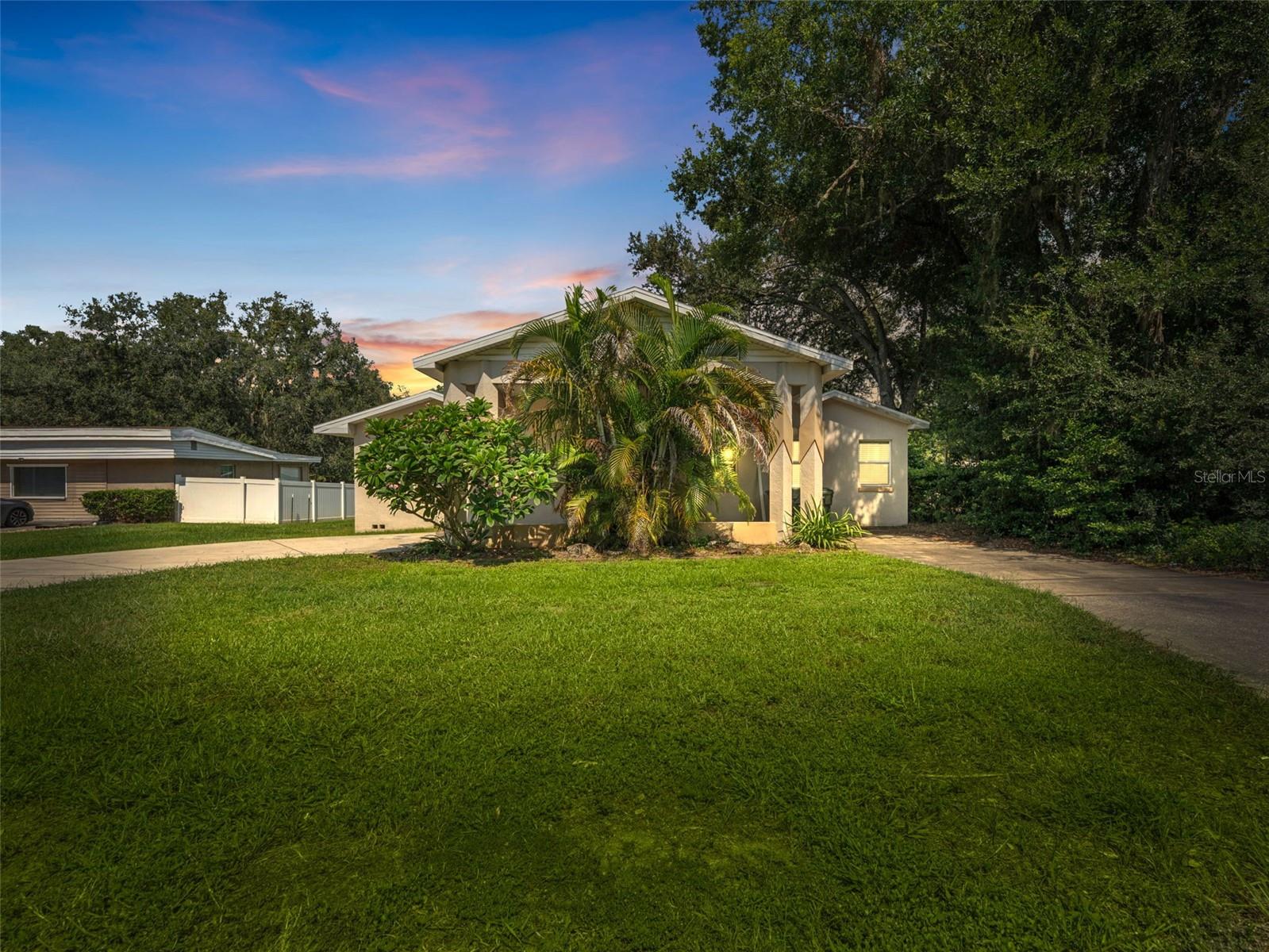 Details for 926 Hollingsworth Road, LAKELAND, FL 33801