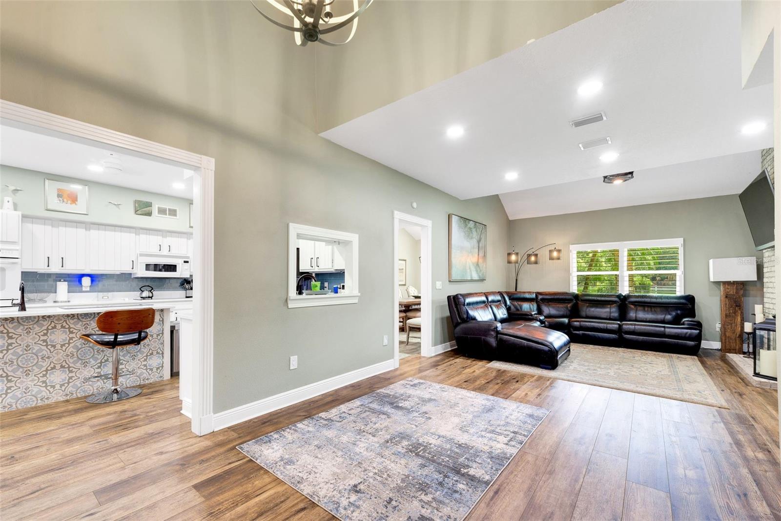 Image 19 of 43 For 7272 125th Street