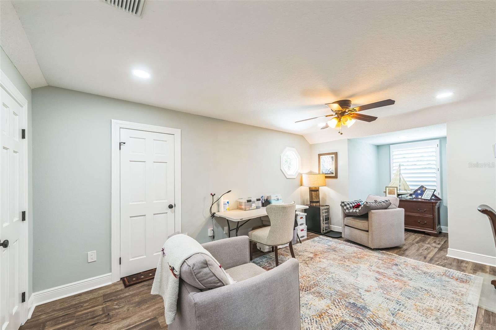 Image 23 of 43 For 7272 125th Street