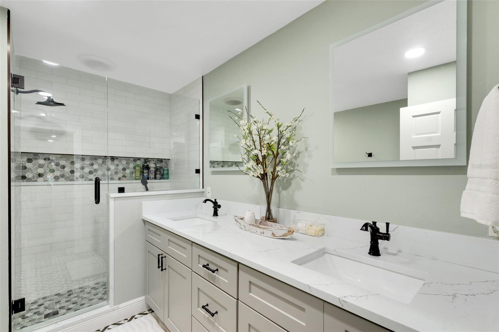 Image 26 of 43 For 7272 125th Street