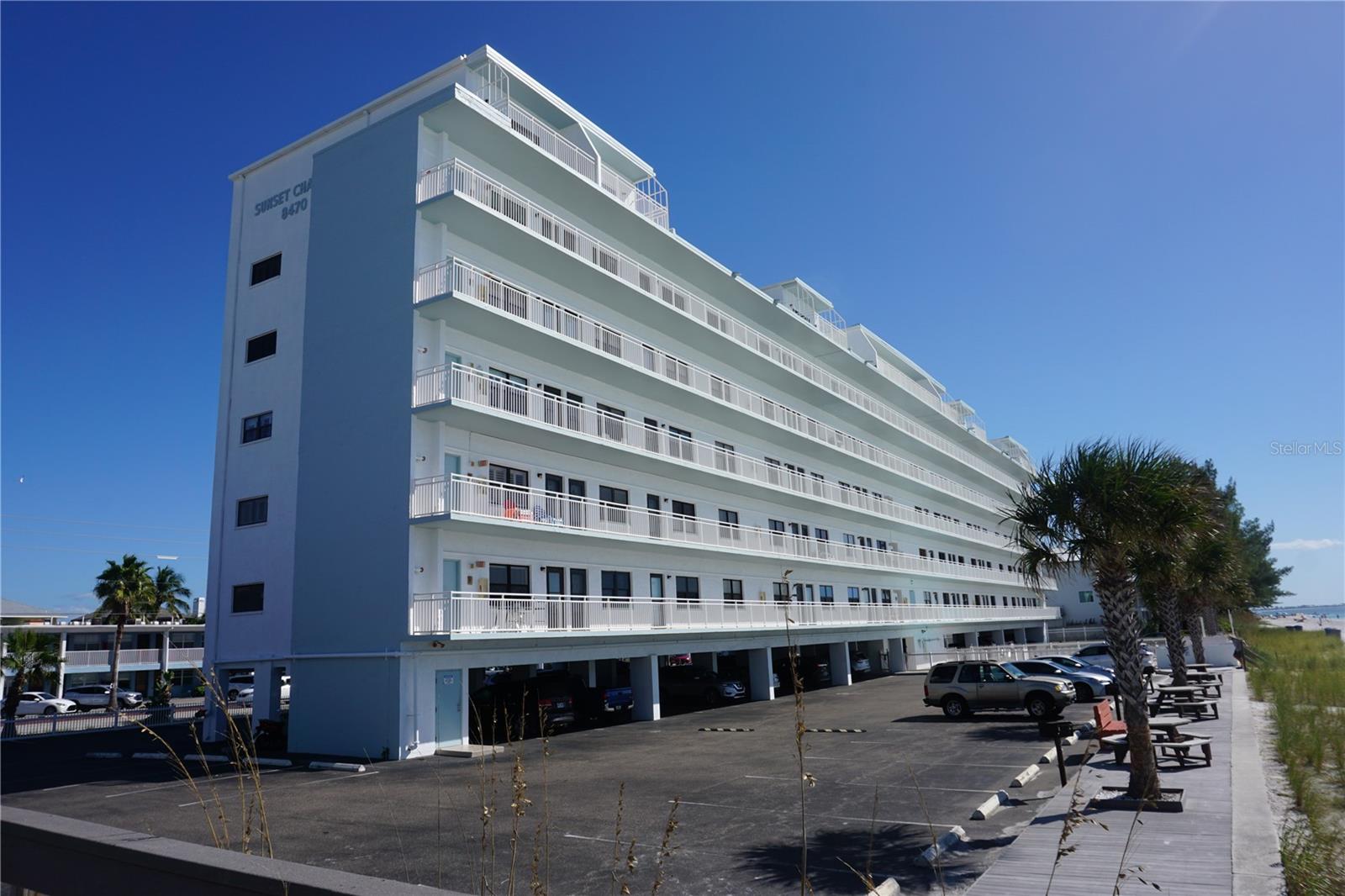 Image 2 of 15 For 8470 Gulf Boulevard 402