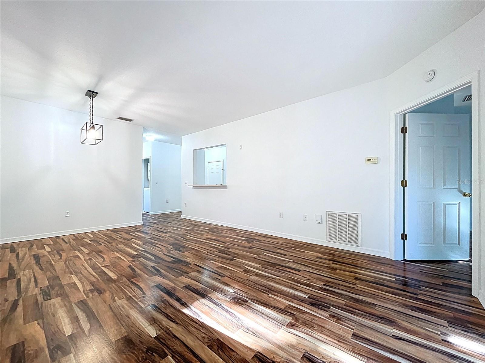 Image 13 of 46 For 6014 Portsdale Place 202