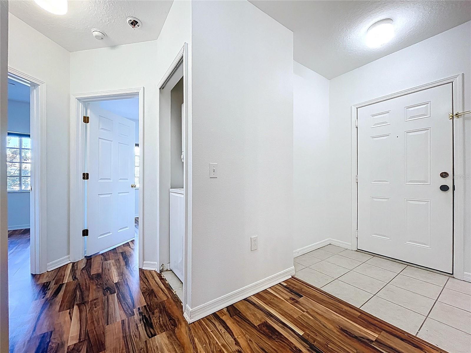 Image 14 of 46 For 6014 Portsdale Place 202