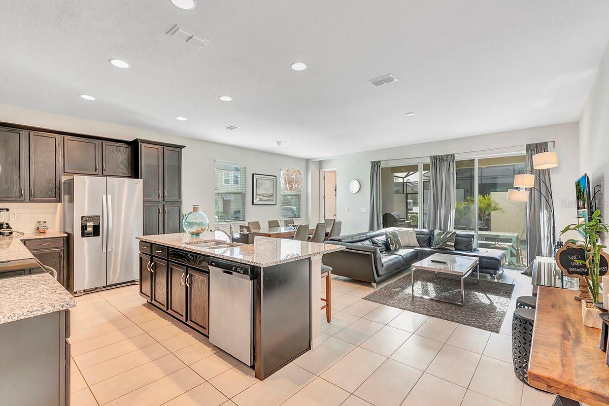 Image 24 of 41 For 1532 Carey Palm Circle