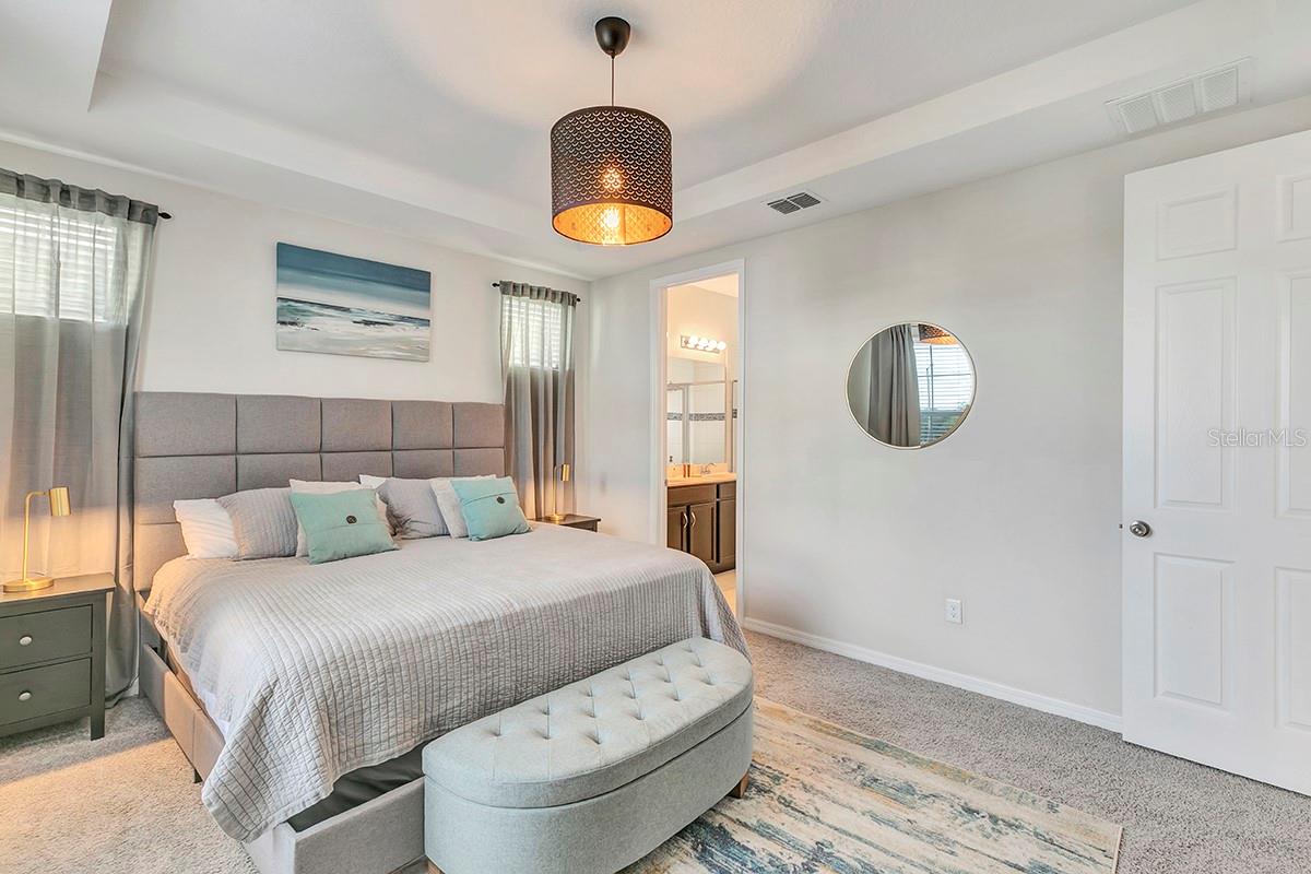 Image 4 of 41 For 1532 Carey Palm Circle
