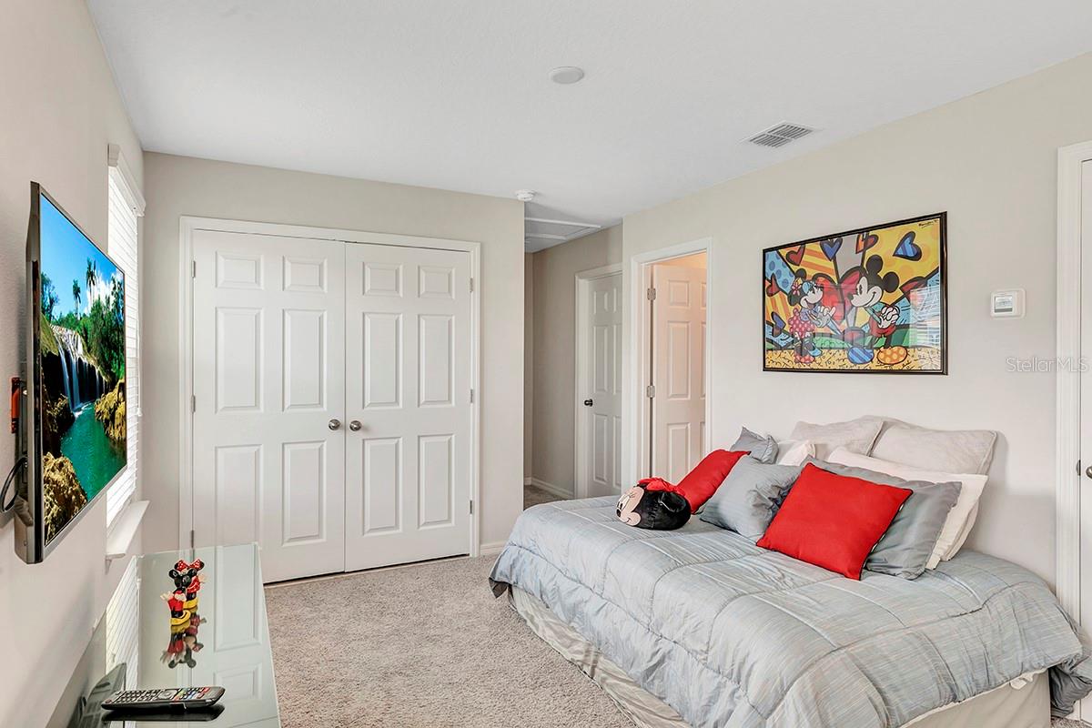 Image 7 of 41 For 1532 Carey Palm Circle
