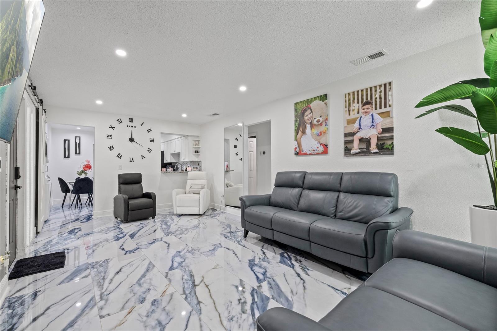 Image 10 of 45 For 5107 Springwater Court