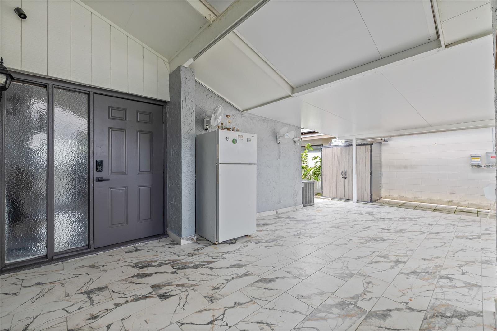 Image 6 of 45 For 5107 Springwater Court