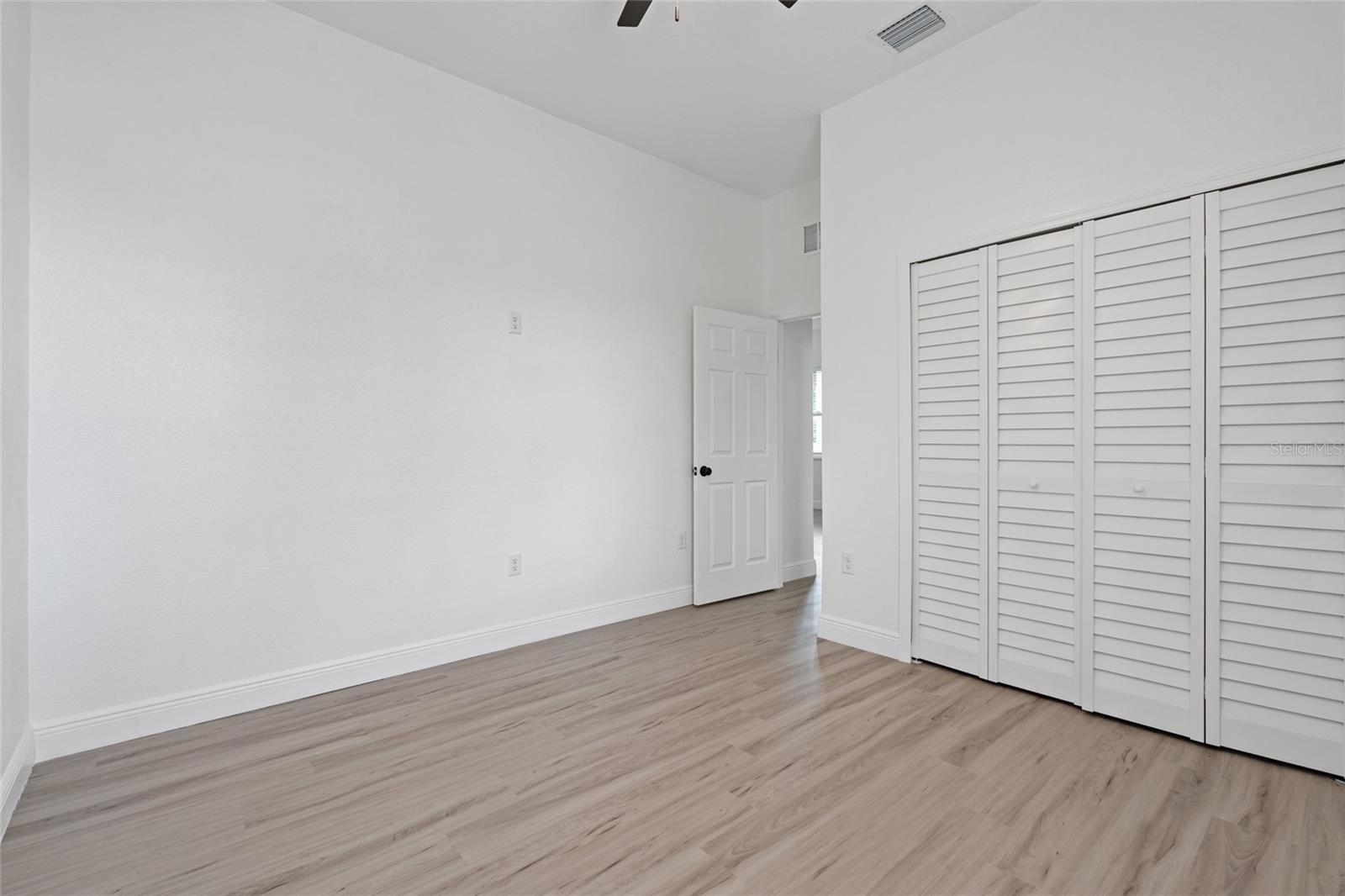 Image 10 of 24 For 1421 35th Street S
