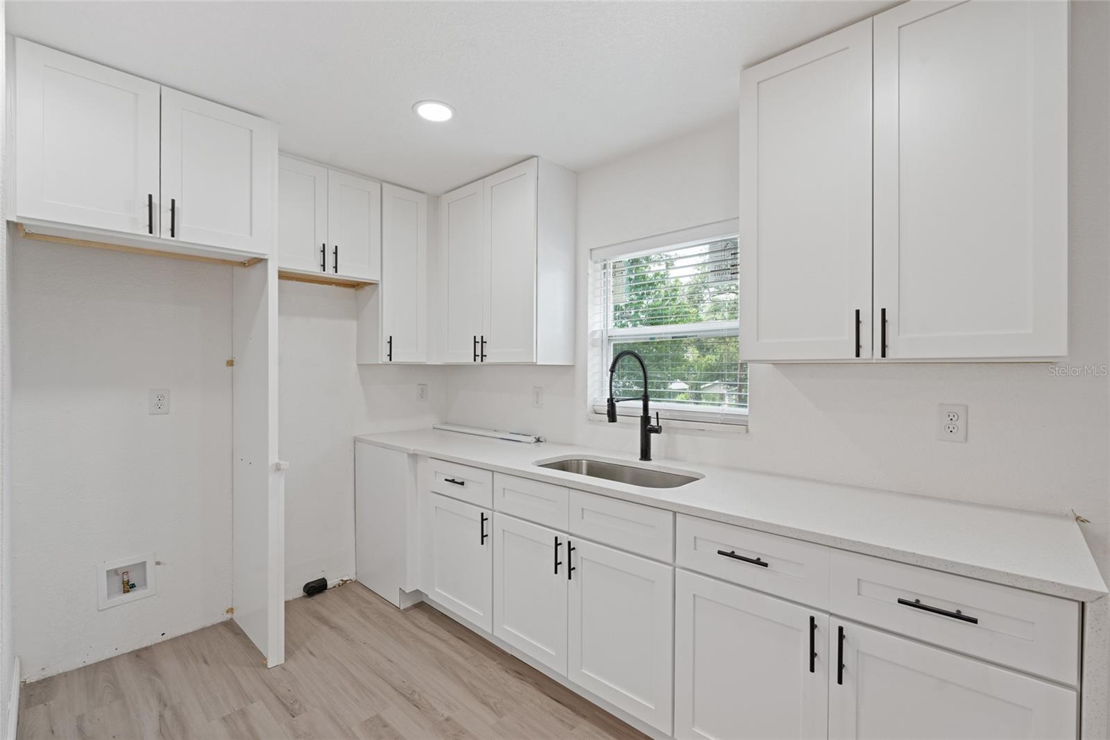 Image 19 of 24 For 1421 35th Street S