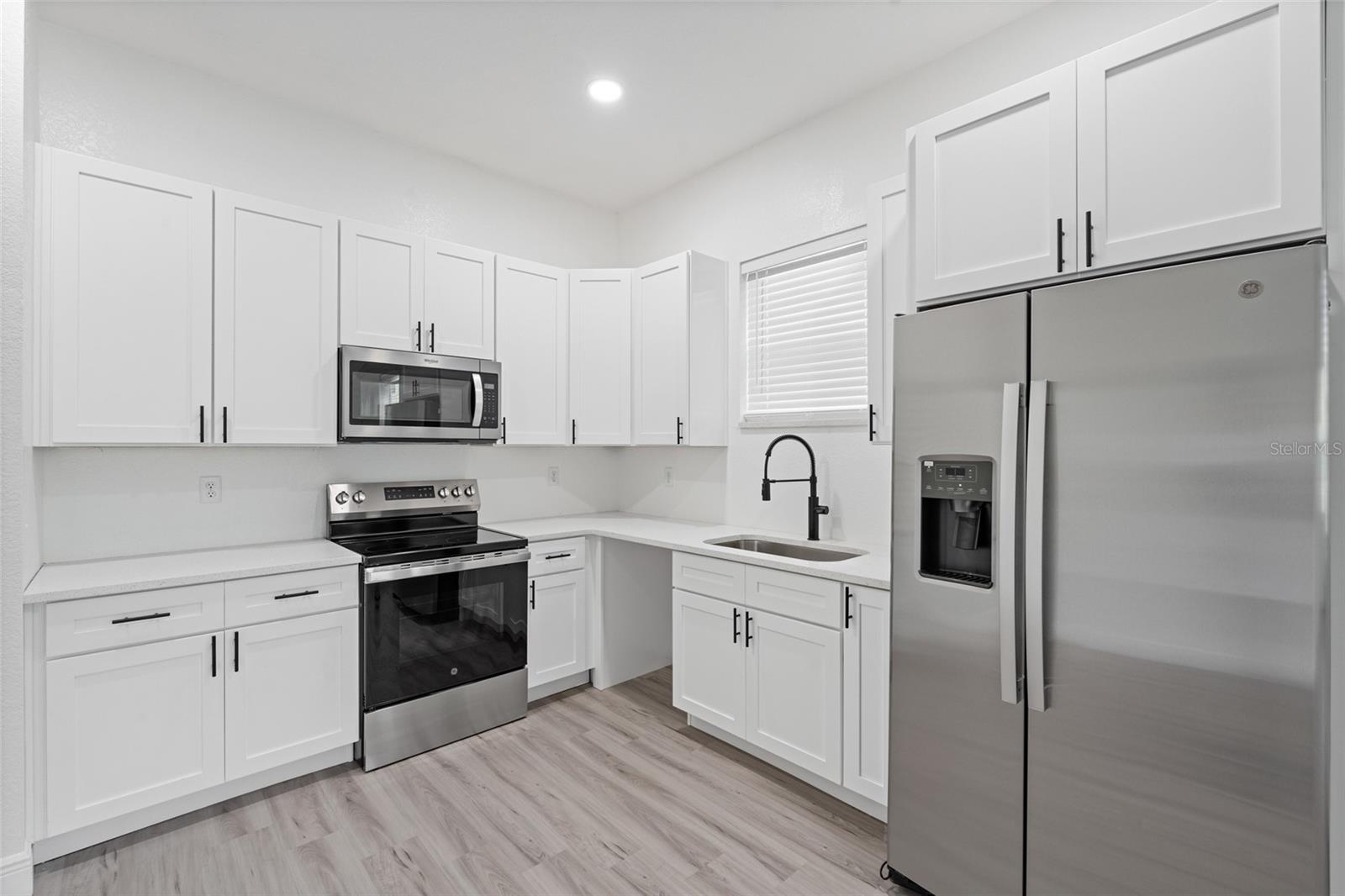 Image 5 of 24 For 1421 35th Street S