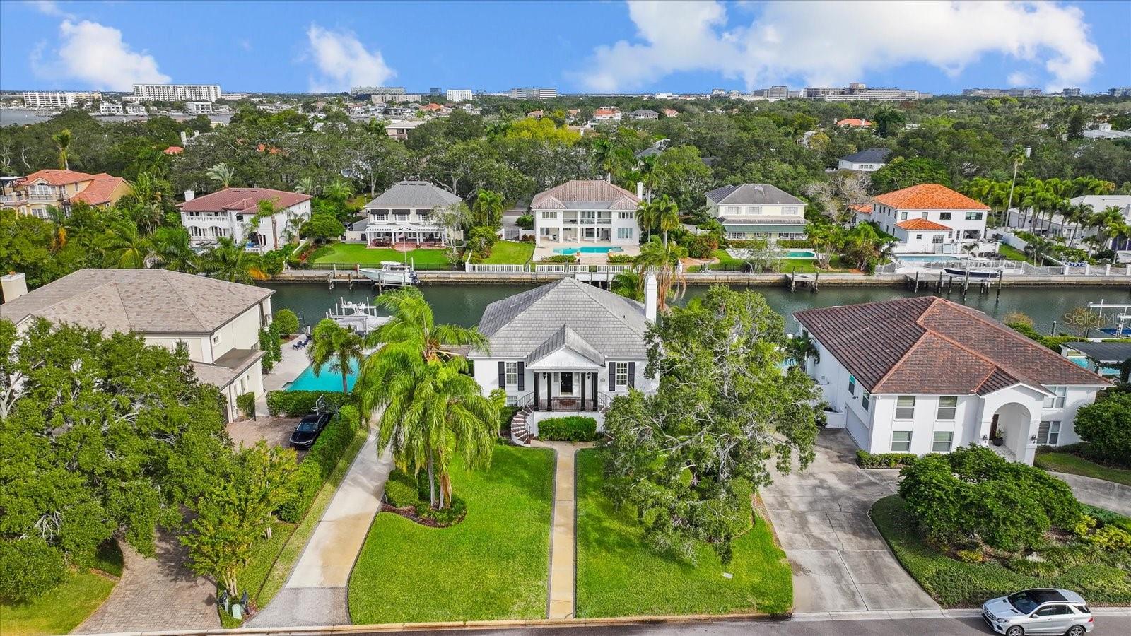 Image 11 of 68 For 4921 Lyford Cay Road