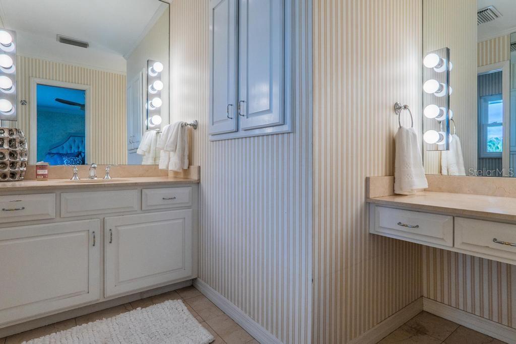 Image 26 of 68 For 4921 Lyford Cay Road