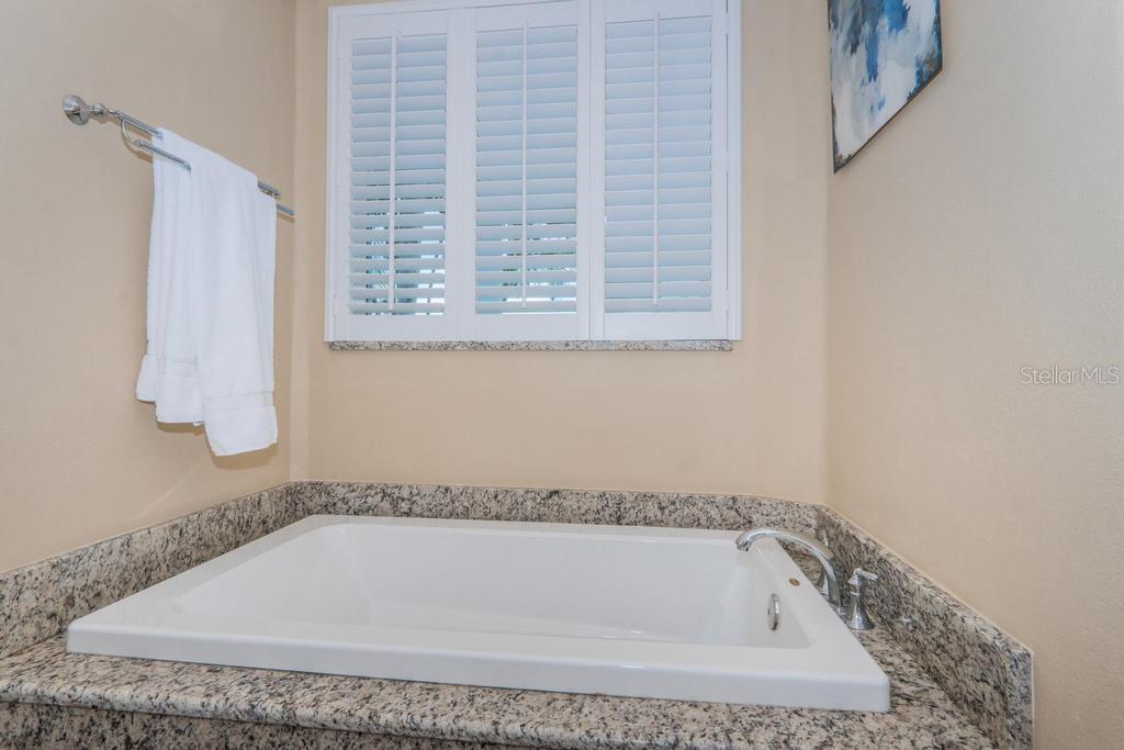 Image 57 of 68 For 4921 Lyford Cay Road