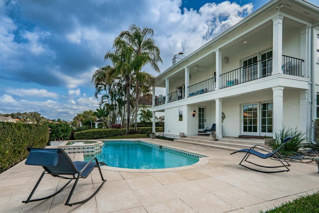 Image 6 of 68 For 4921 Lyford Cay Road