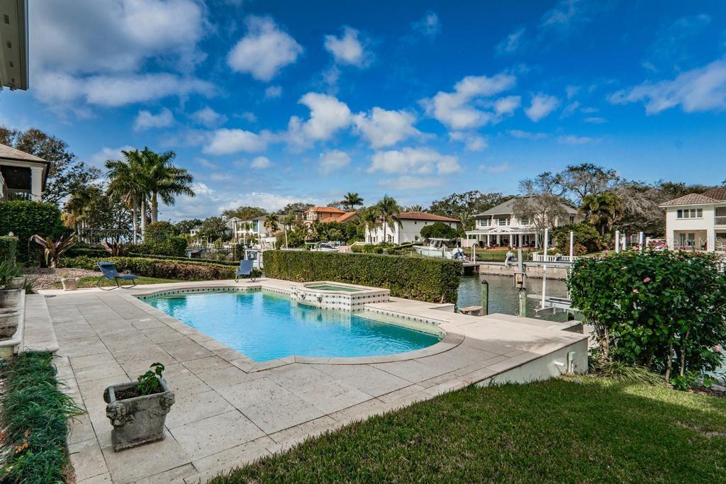 Image 66 of 68 For 4921 Lyford Cay Road