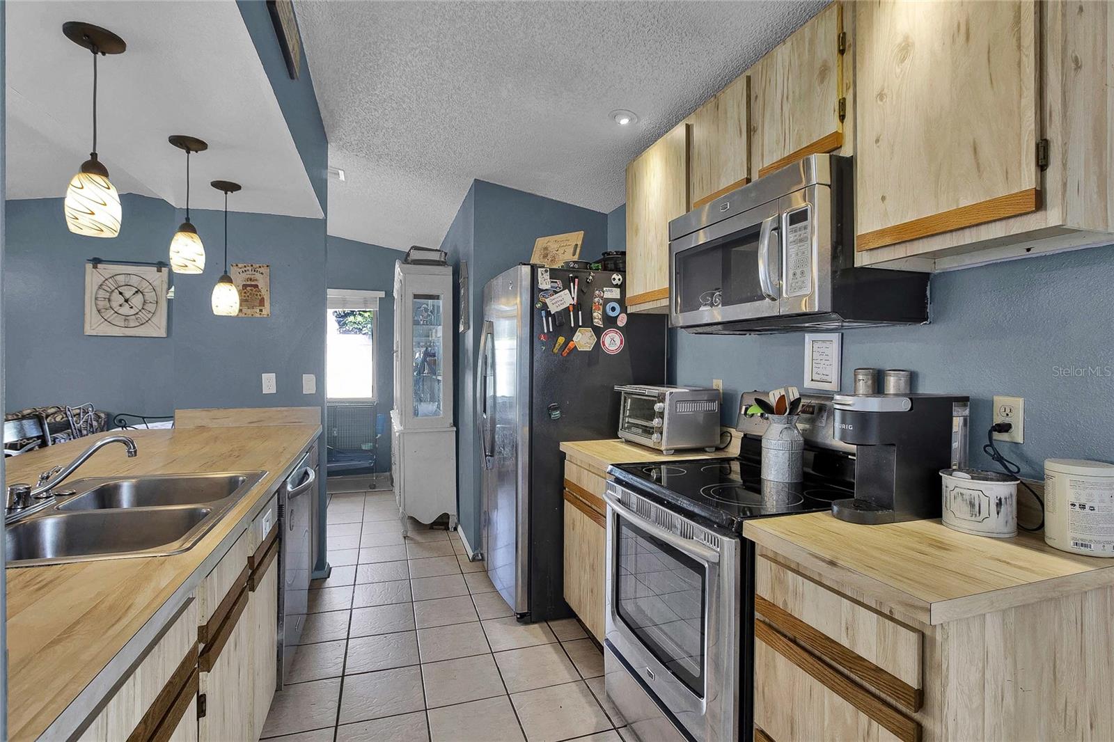 Image 10 of 30 For 6713 35th Avenue W
