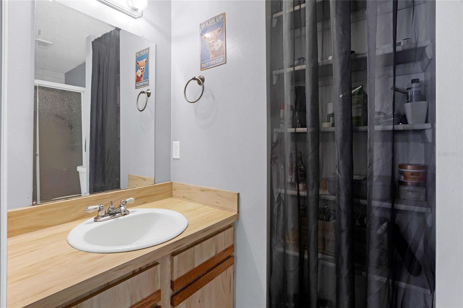 Image 20 of 30 For 6713 35th Avenue W