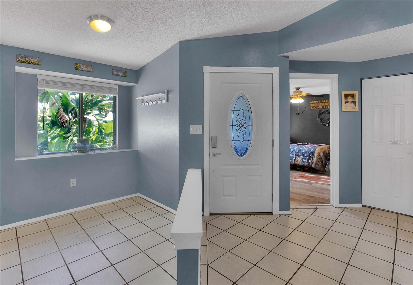 Image 4 of 30 For 6713 35th Avenue W