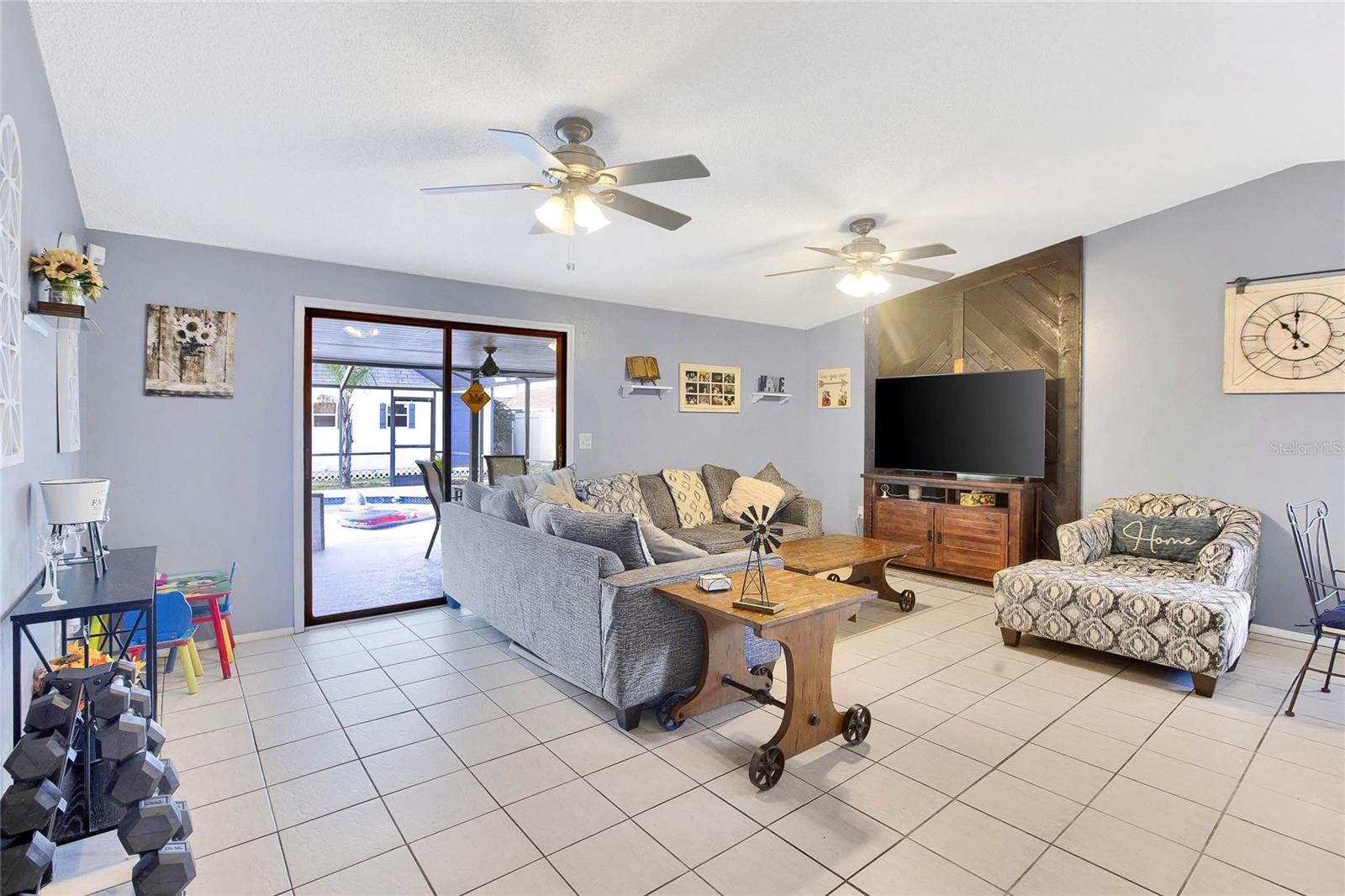 Image 6 of 30 For 6713 35th Avenue W