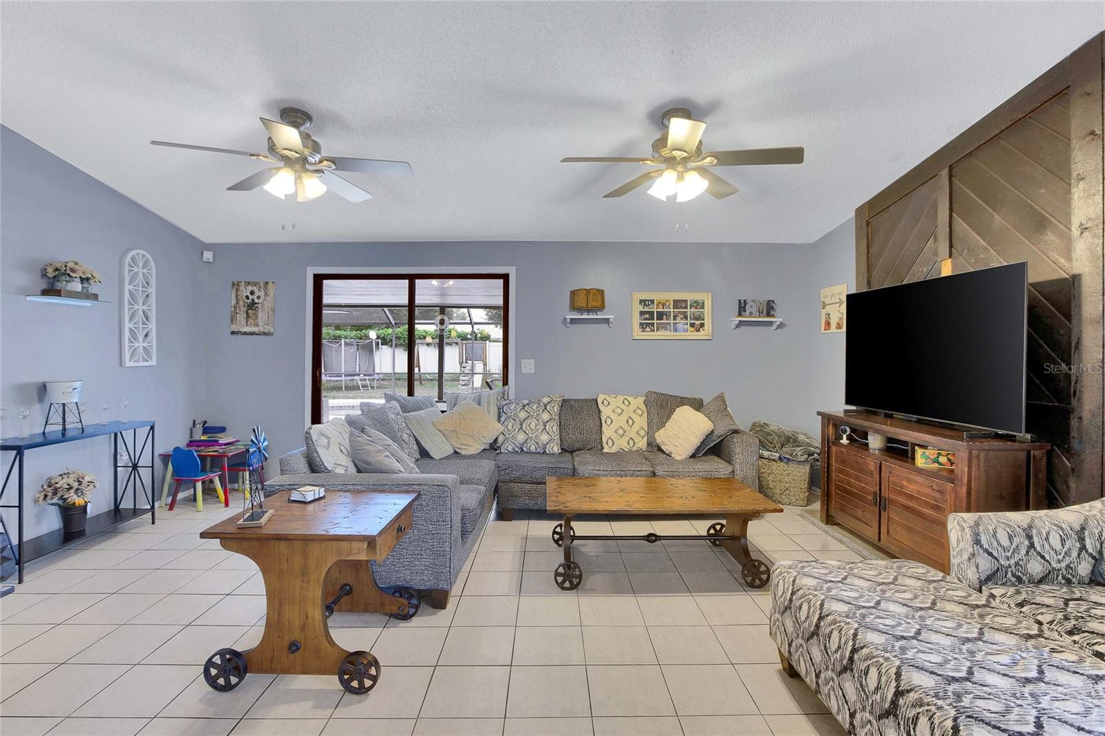 Image 7 of 30 For 6713 35th Avenue W