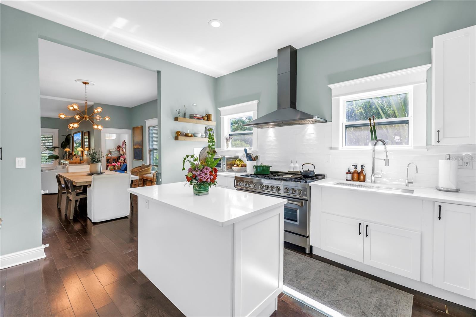 Image 13 of 49 For 256 9th Avenue Ne