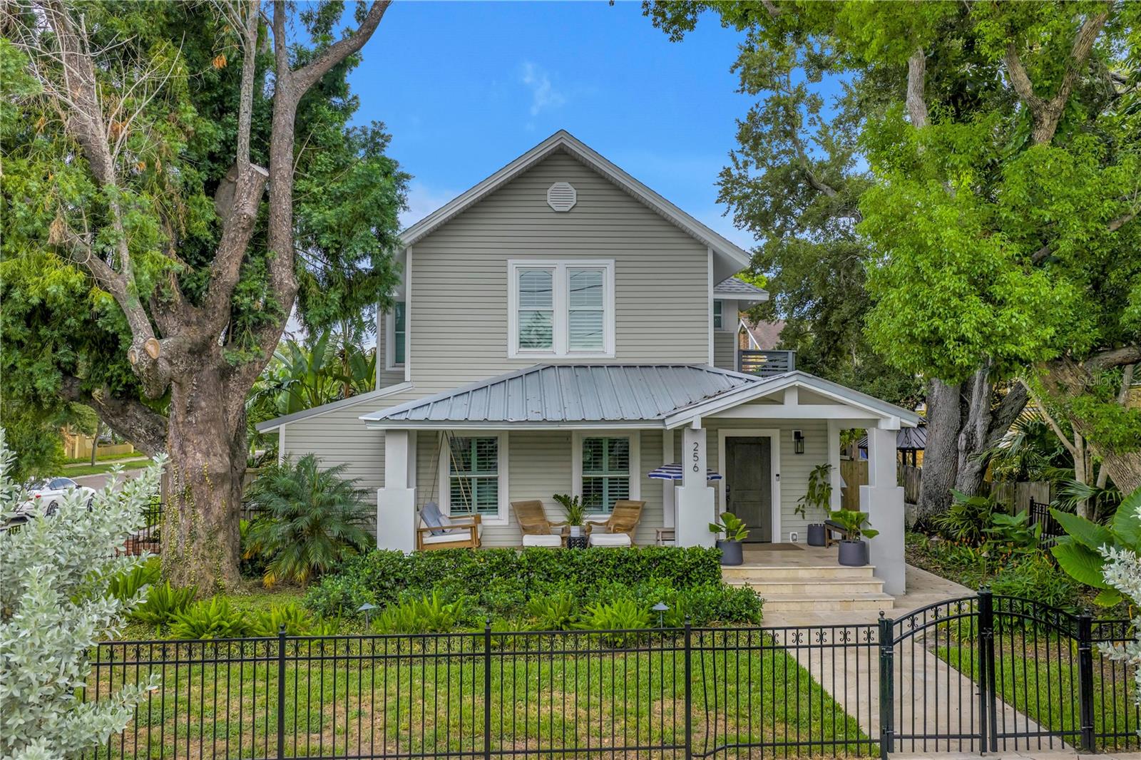 Image 46 of 49 For 256 9th Avenue Ne