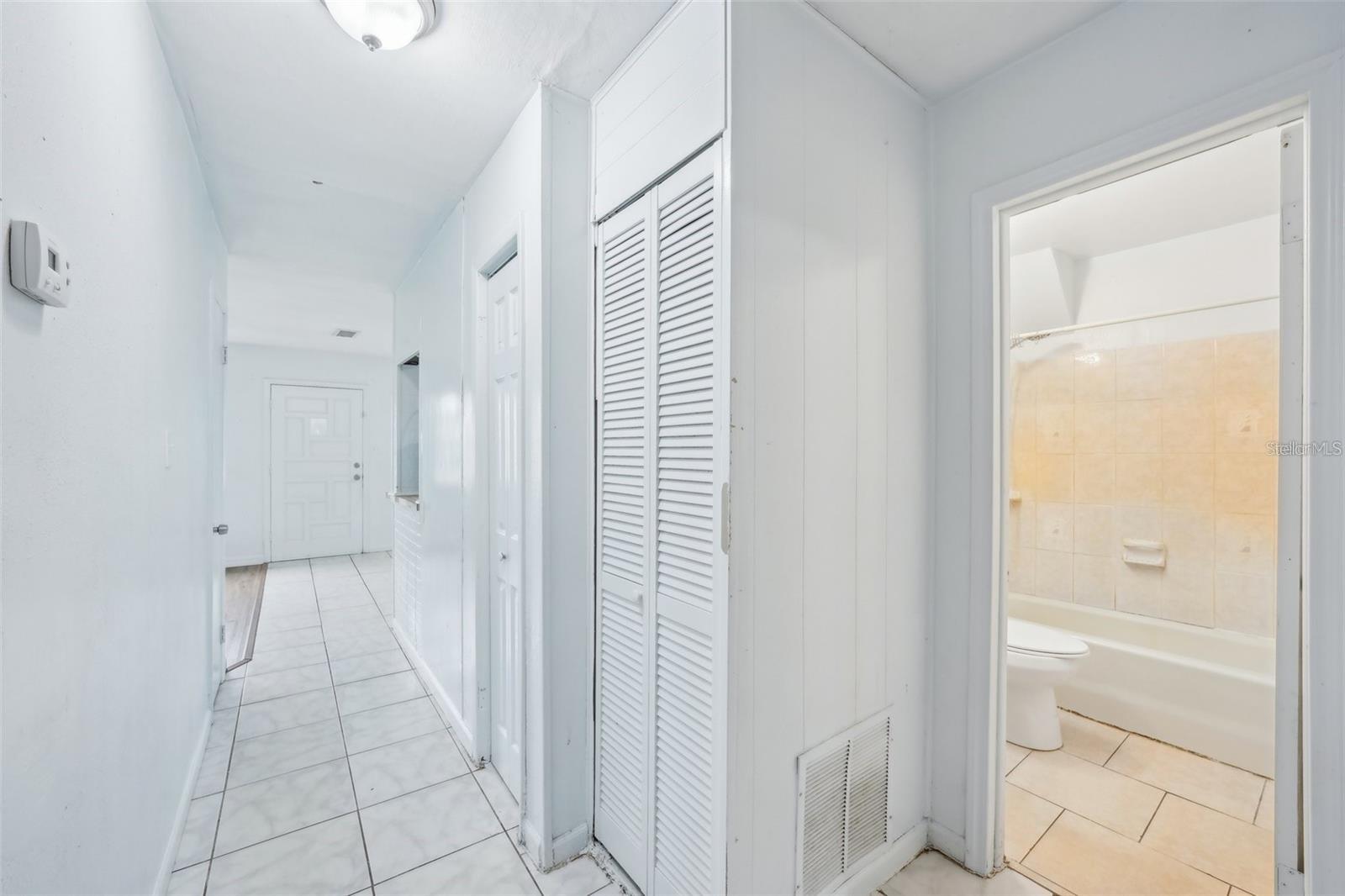 Image 12 of 23 For 7715 Deleuil Avenue
