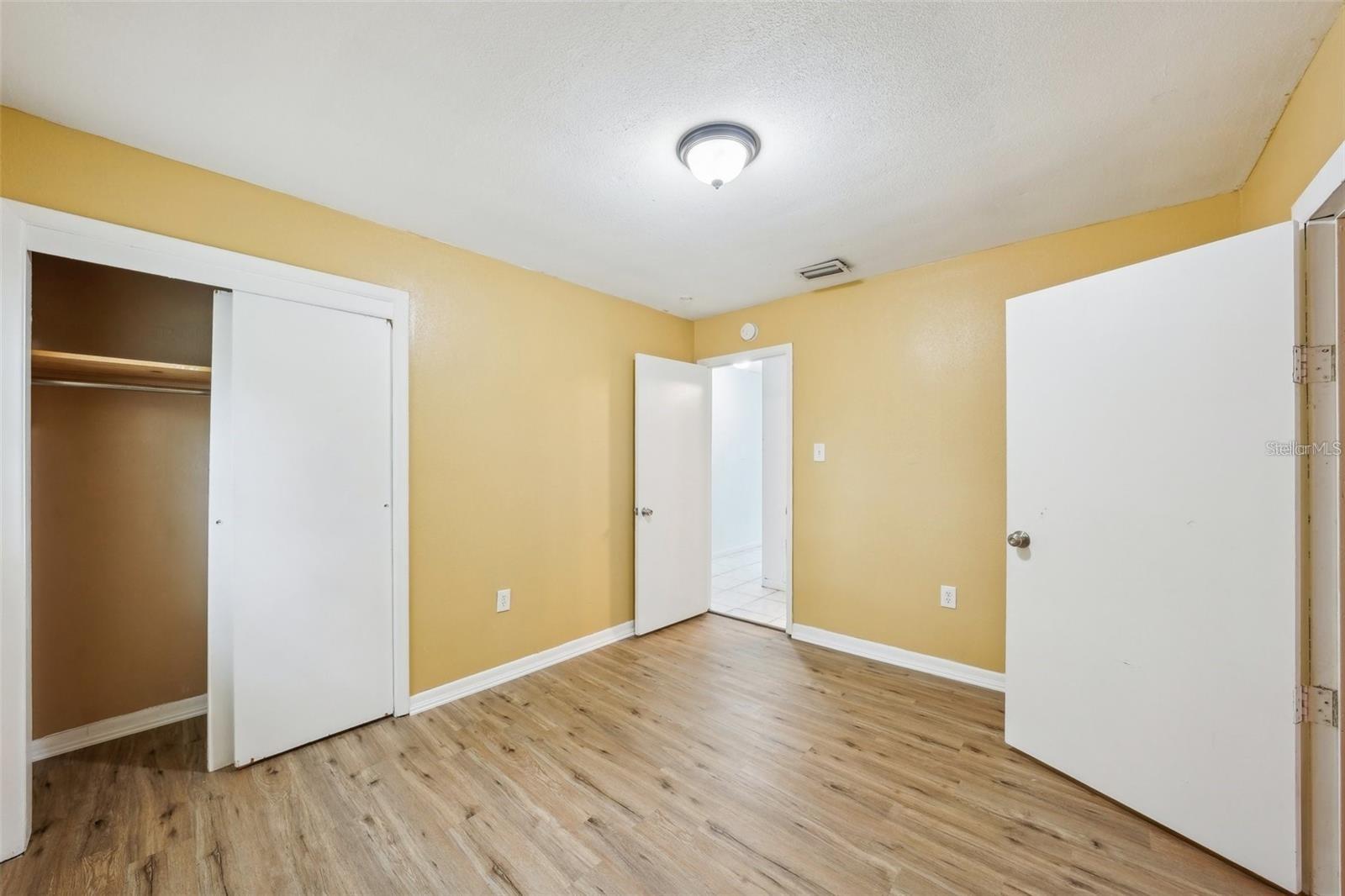 Image 15 of 23 For 7715 Deleuil Avenue