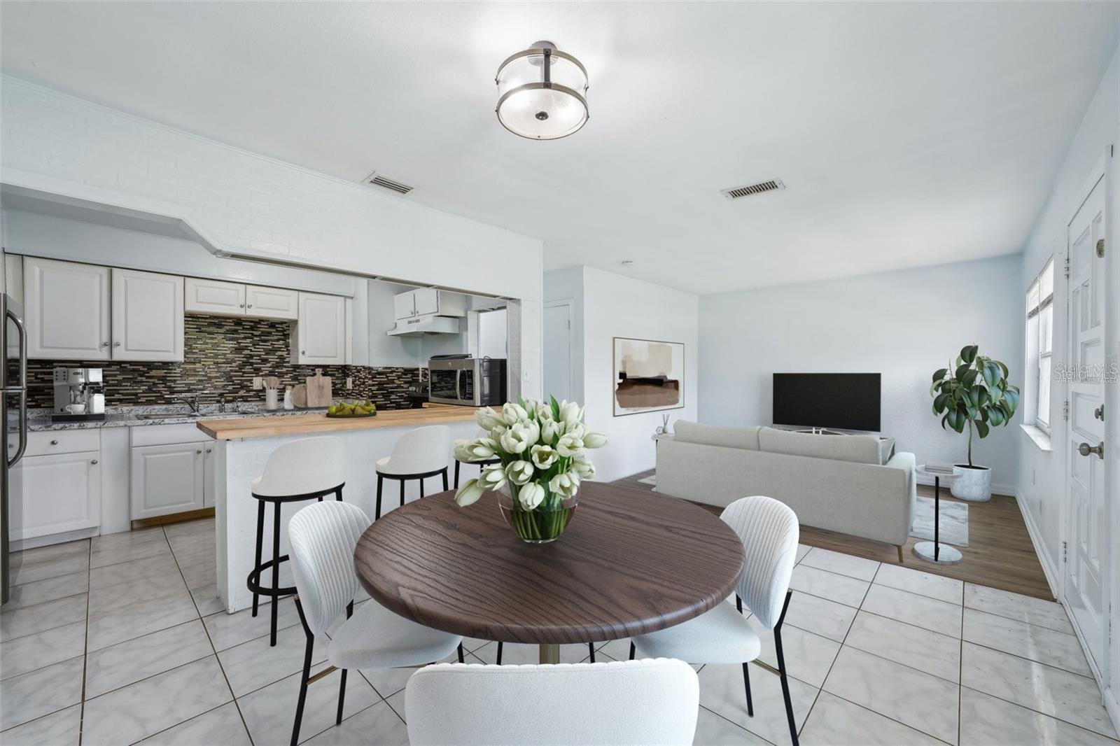 Image 4 of 23 For 7715 Deleuil Avenue